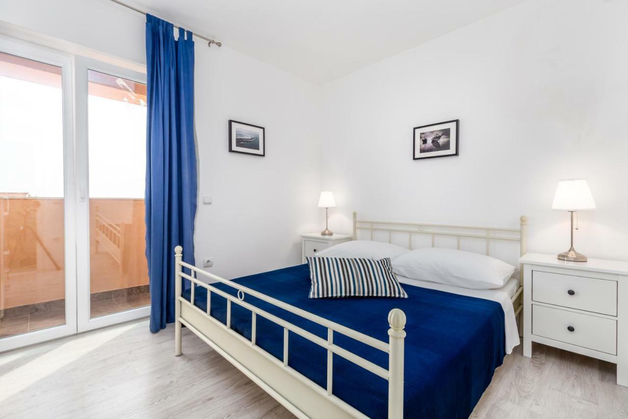 Apartamento Julija Dramalj Exterior foto